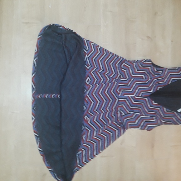 🌺BCBGeneration Fit&Flare dress final - Picture 5 of 10